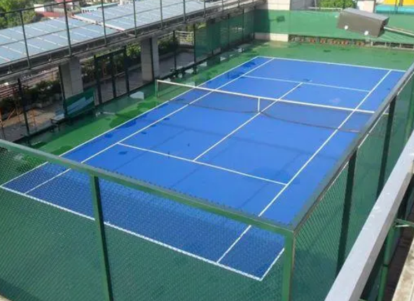 羽毛球场